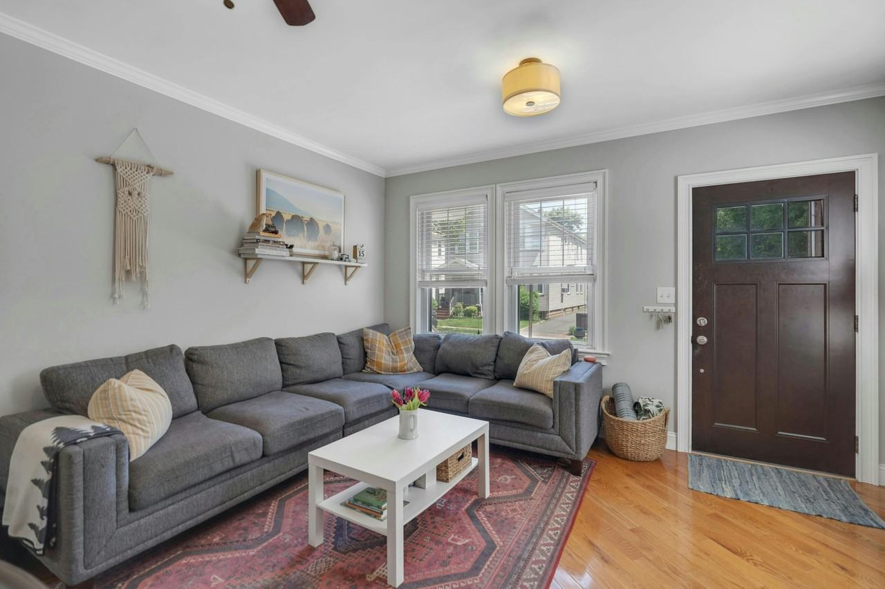 170 Pine St Apt A #A - Photo 3 of 22
