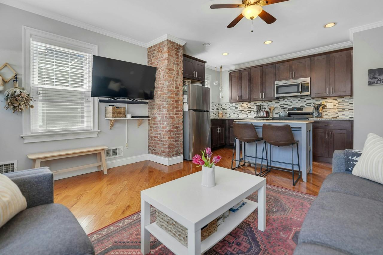 170 Pine St Apt A #A - Photo 6 of 22