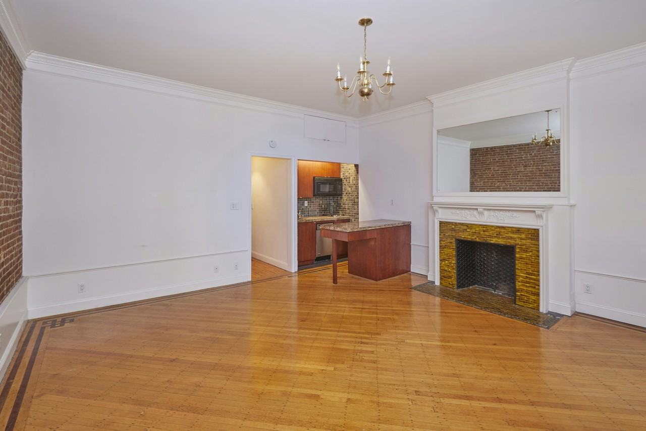 309 W 100th St #4F - Photo 3 of 6