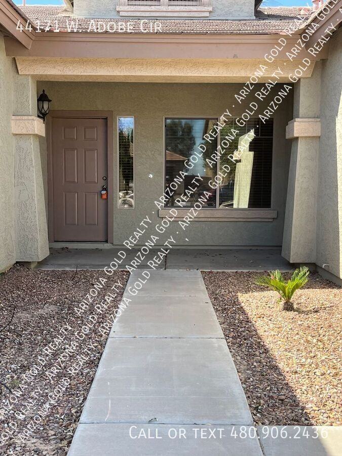 44171 W Adobe Cir - Photo 2 of 33