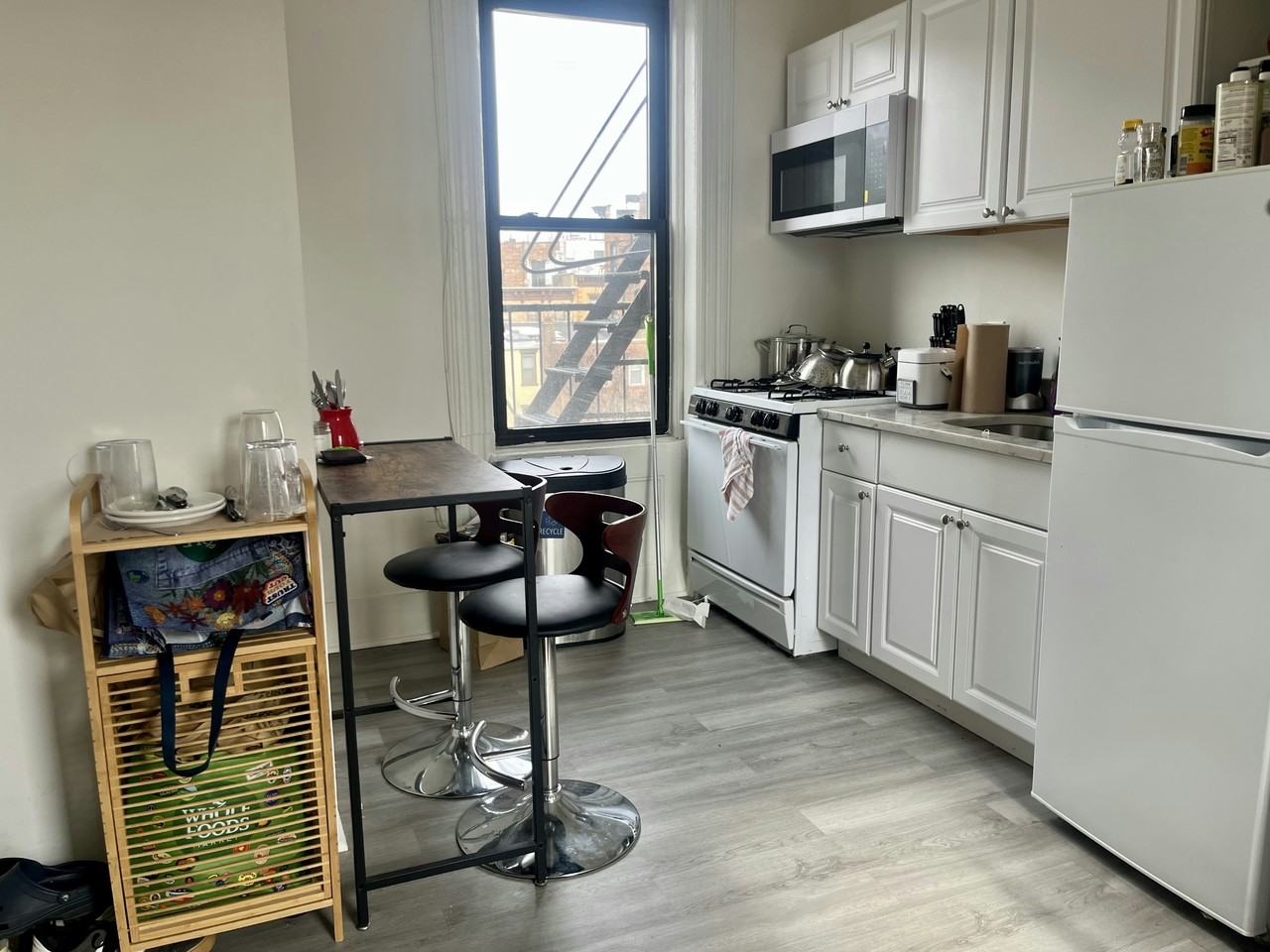 219 Park Ave #12 - Photo 5 of 7