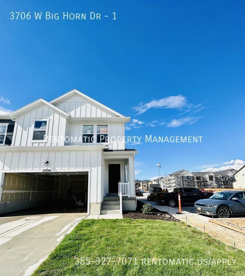 3706 W Big Horn Dr #1 - Photo 2 of 15