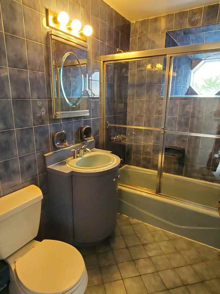 58 -44 61ST STREET #2 - Photo 6 of 7