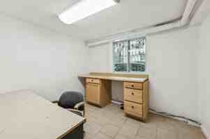 featured image of 1549 Selwyn Ave