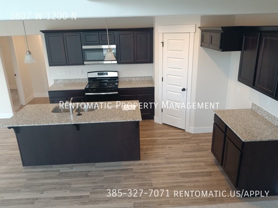 3807 W 1200 N - Photo 7 of 50