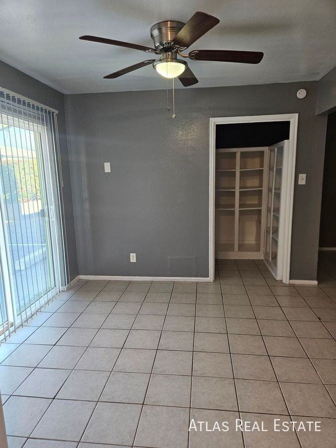 4900 E Culver St #9 - Photo 7 of 14