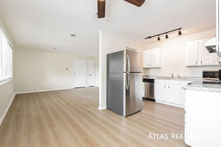 9411 W 65th Ave - Photo 4 of 20
