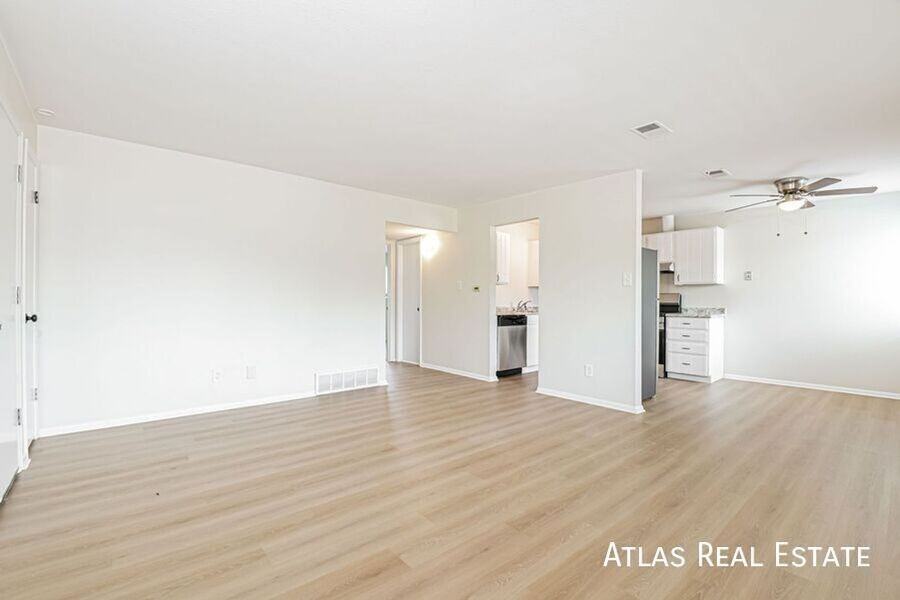 9411 W 65th Ave - Photo 6 of 20
