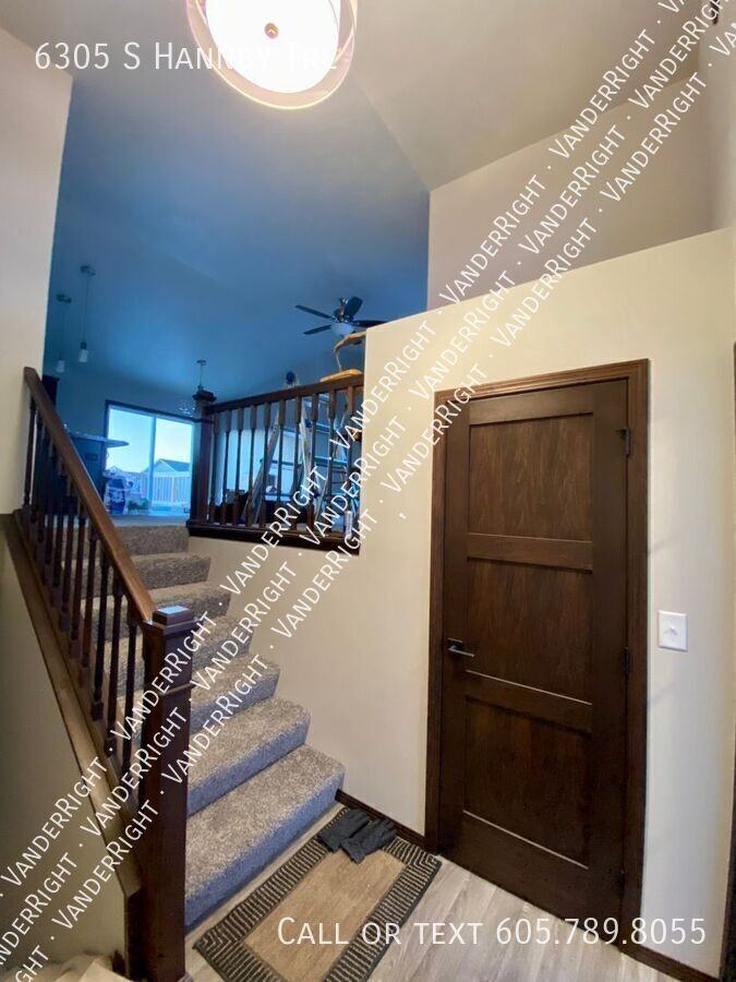 6305 S Hannby Trl - Photo 2 of 29