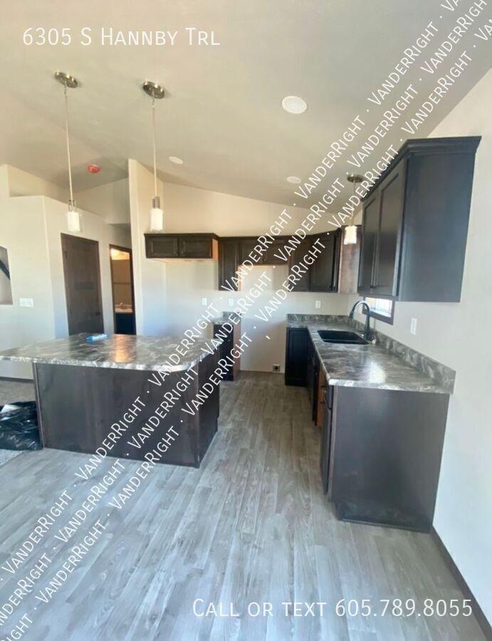 6305 S Hannby Trl - Photo 3 of 29