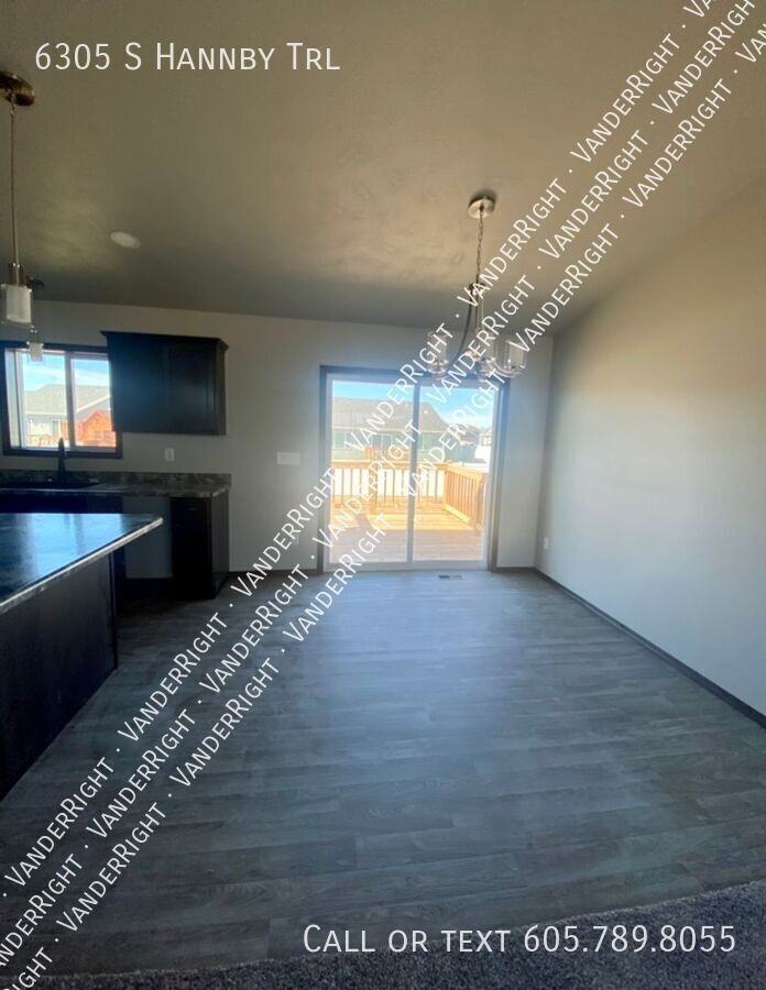 6305 S Hannby Trl - Photo 5 of 29