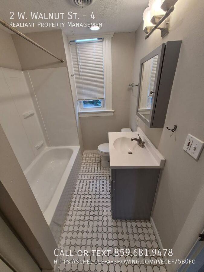 2 W Walnut St #4 - Photo 6 of 19