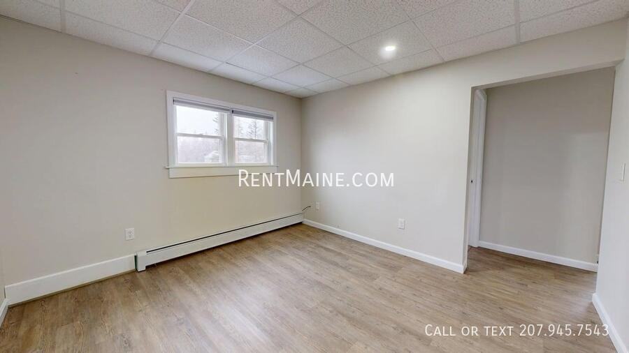 109 Main Rd S #B - Photo 2 of 13