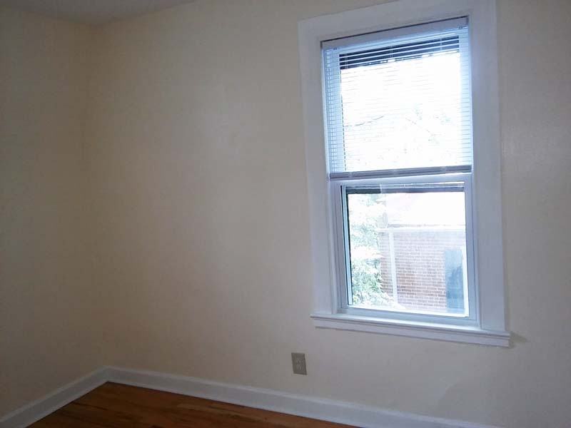 105 9th St Se #302 - Photo 4 of 7