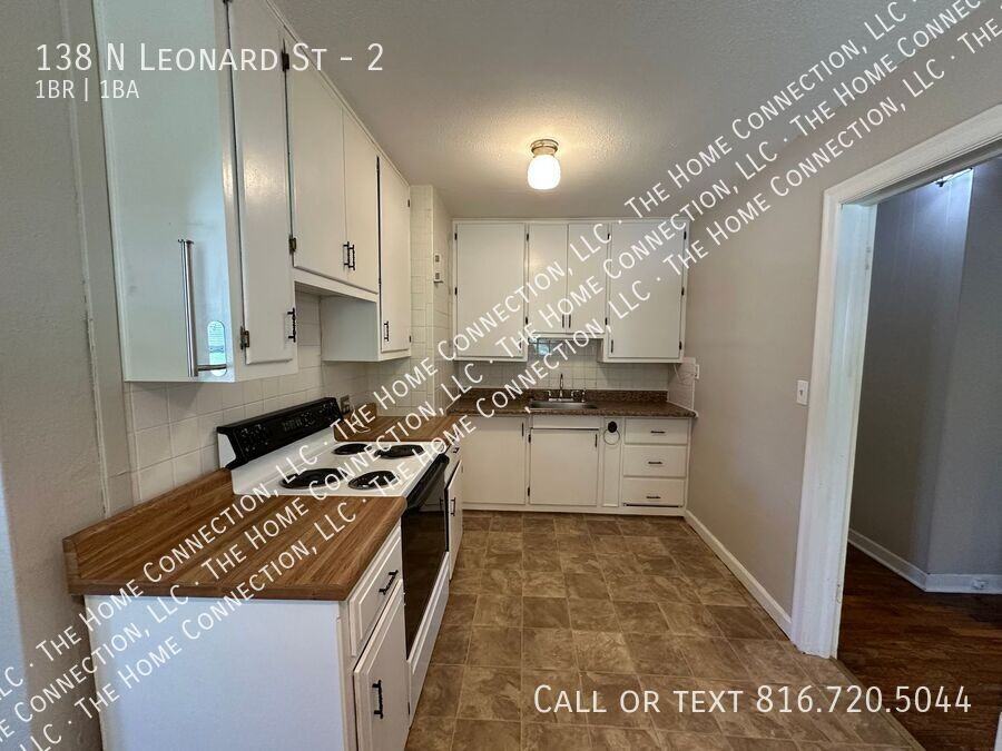 138 N Leonard St #2 - Photo 6 of 13