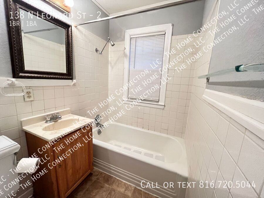 138 N Leonard St #2 - Photo 7 of 13