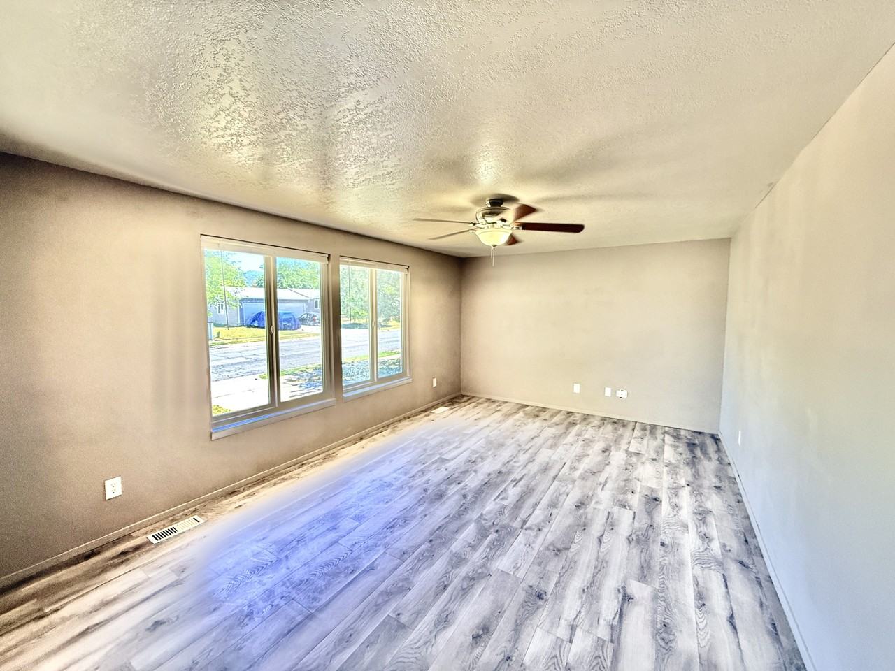 1247 N 700 W #1 - Photo 4 of 50