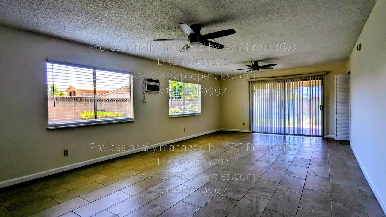 13392 Dawn Ave - Photo 2 of 38