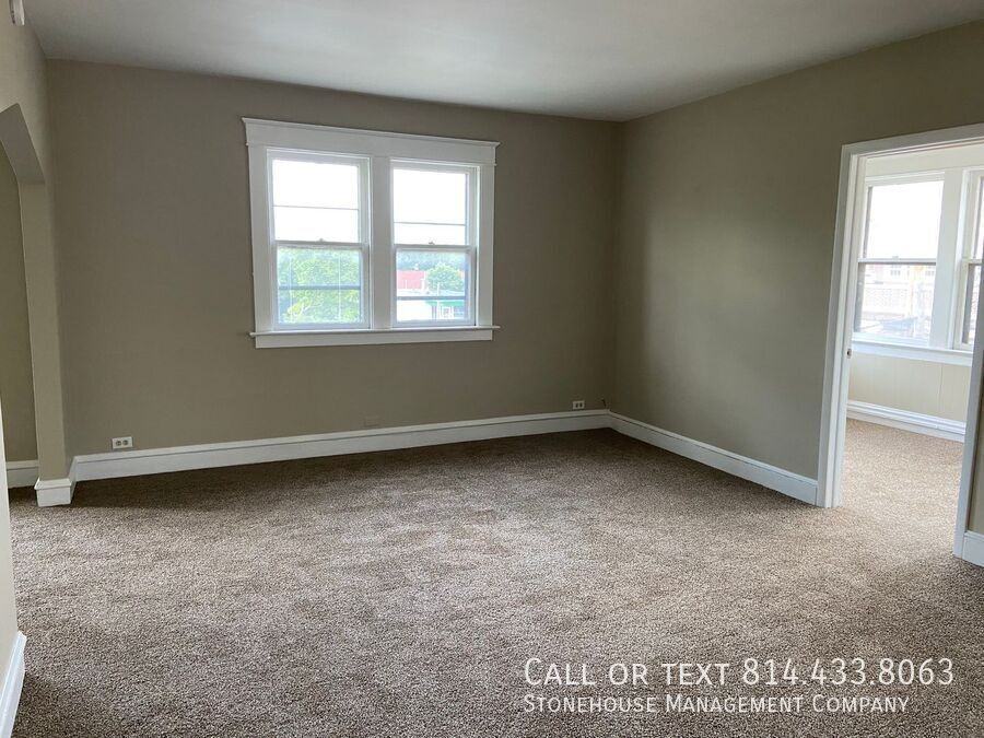 11 1/2 E 29th St #2ndFL
