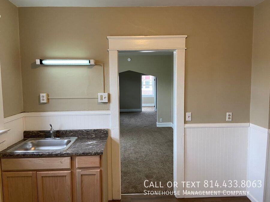 11 1/2 E 29th St #2ndFL - Photo 6 of 9