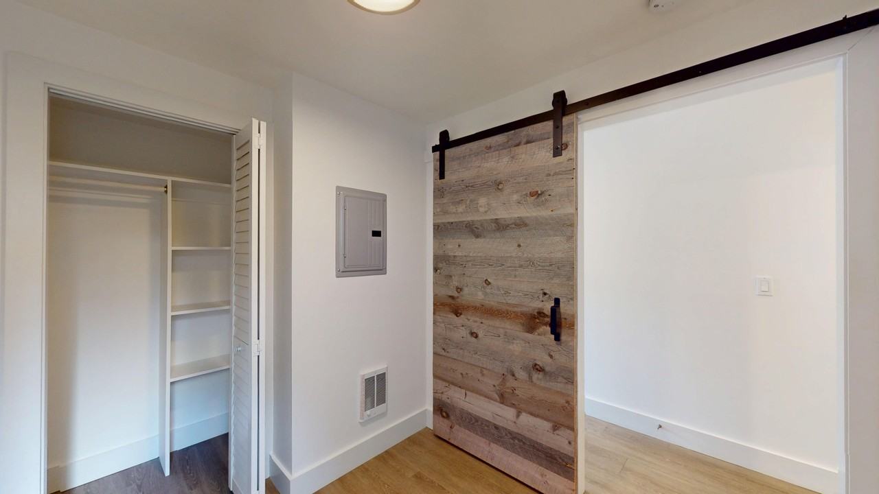 643 Webster St #2 - Photo 7 of 14