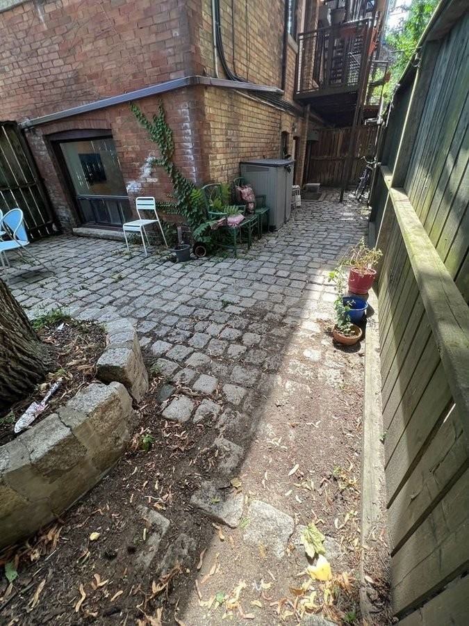 294 Clinton Street - Photo 11