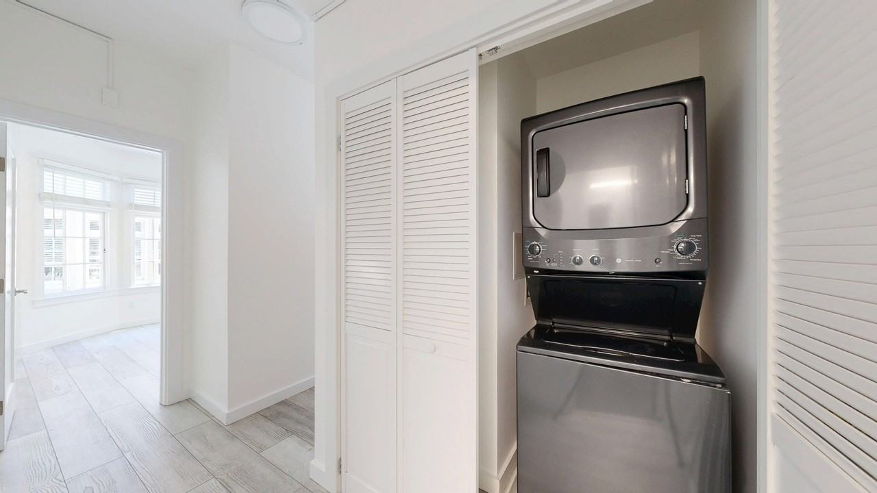 936 Hayes St #29 - Photo 4 of 16