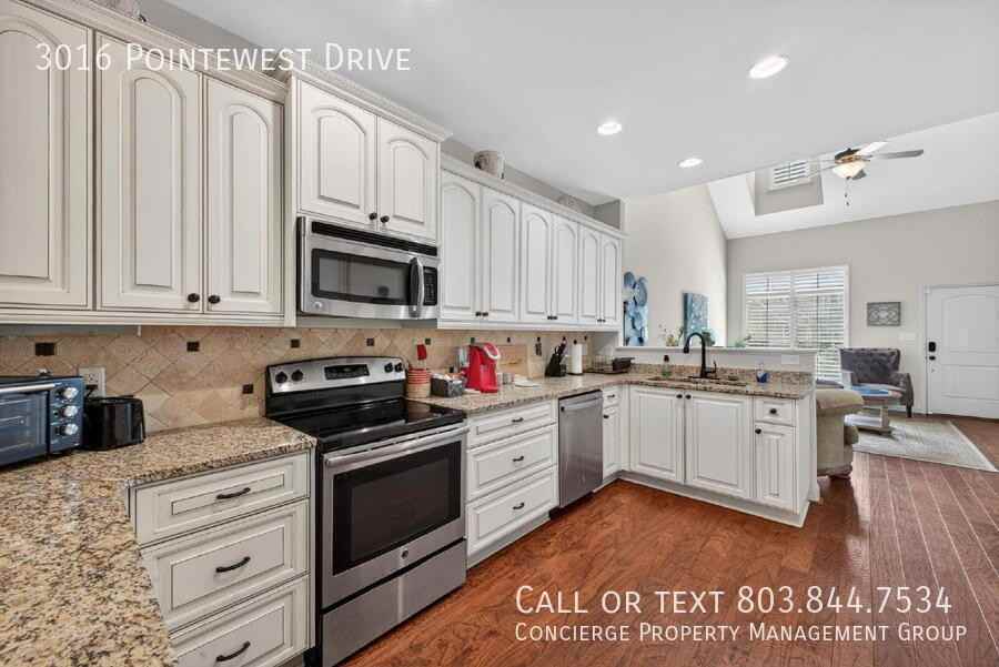 3016 Pointewest Dr - Photo 7 of 27