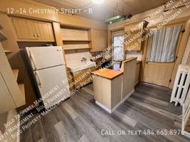 featured image of 12 -14 Chestnut Street #B