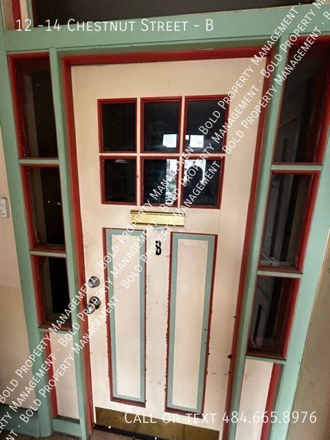 12 -14 Chestnut Street #B - Photo 6 of 12