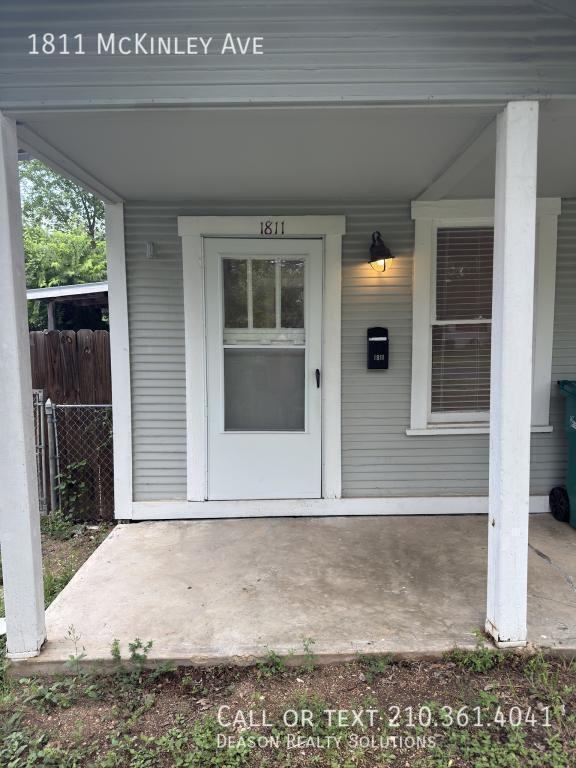 1811 Mckinley Ave - Photo 2 of 15