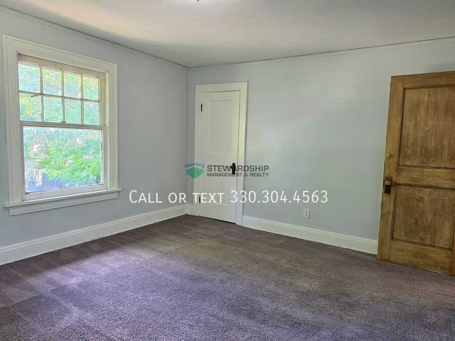 104 6th St Ne #104-1-2 - Photo 6 of 19