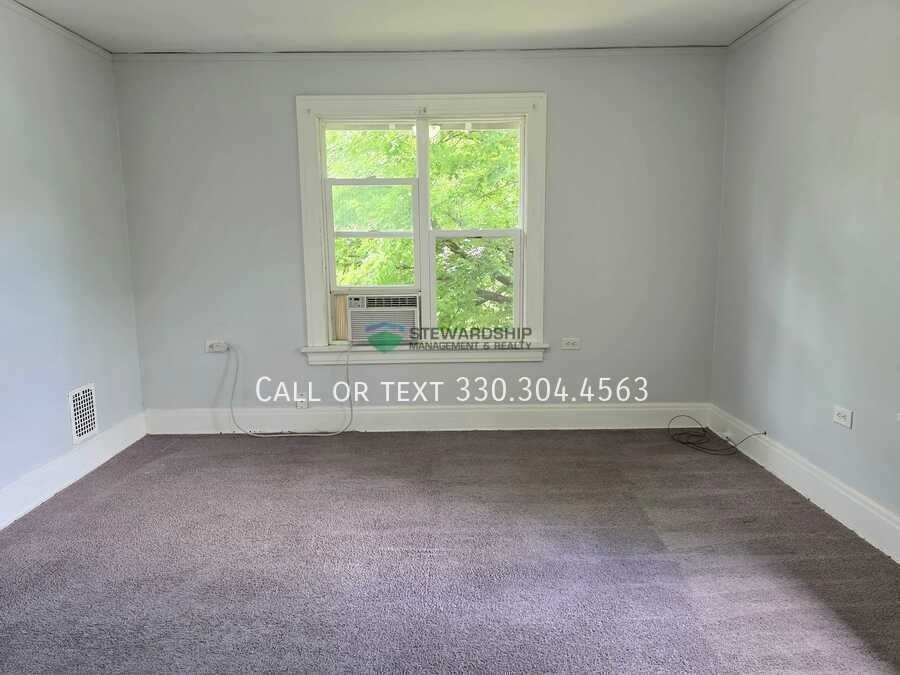104 6th St Ne #104-1-2 - Photo 7 of 19