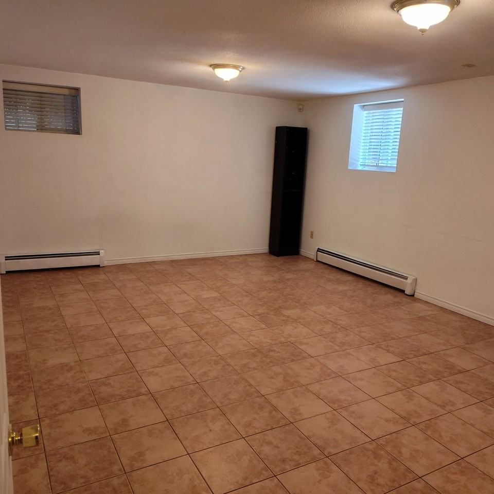 5370 Gilpin St - Photo 5 of 16
