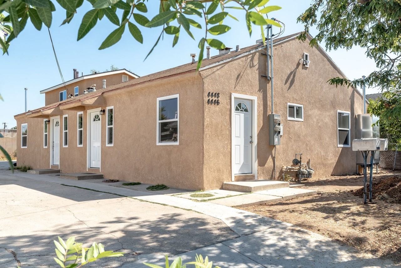 Central San Diego Duplex with Convenient Access to Local Hot Spots! - Photo 2 of 5