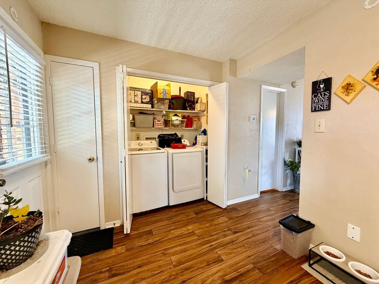 1251 Dallas Dr - Photo 5 of 10