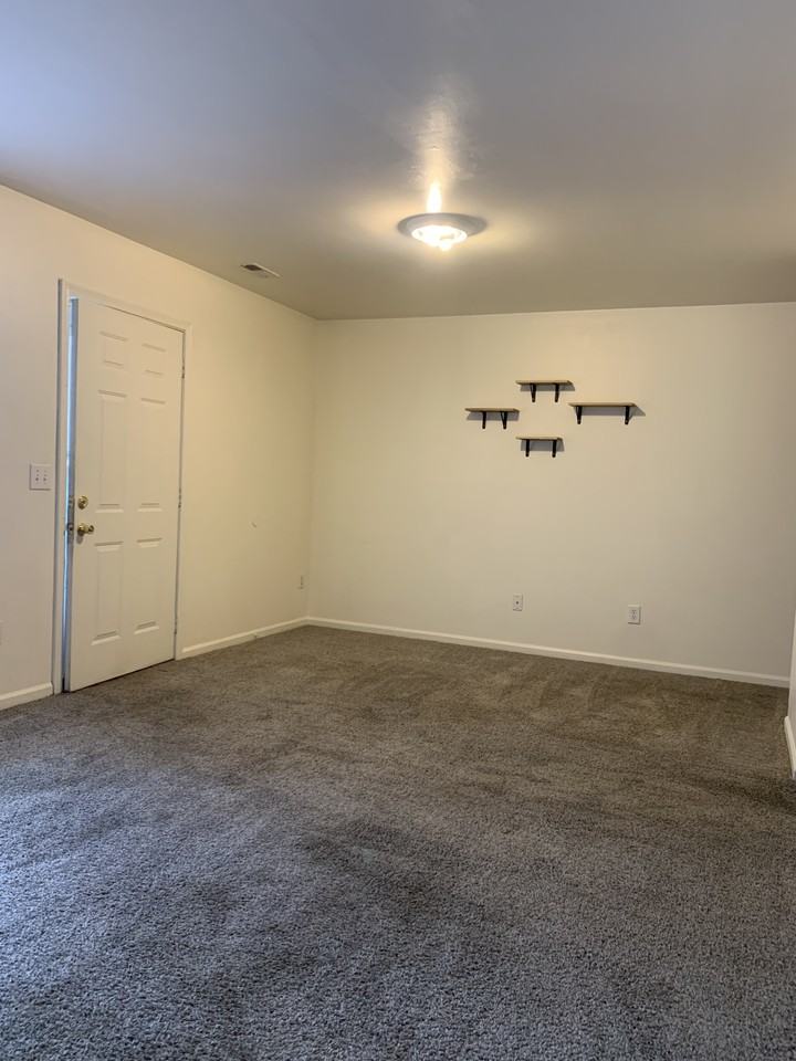 1278 S Hayne St #1 - Photo 5 of 11