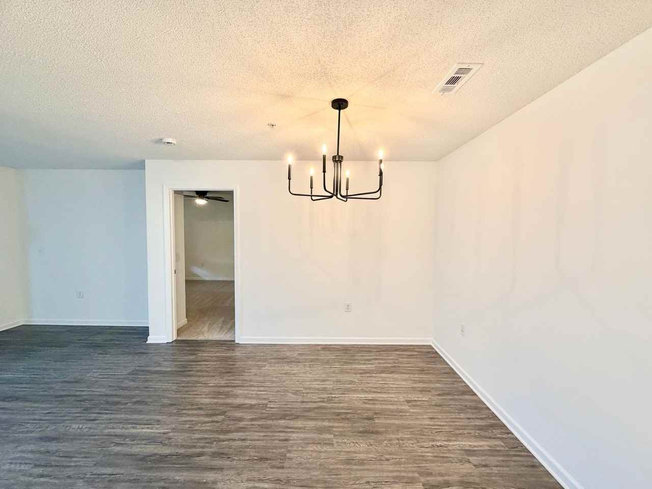 315 Flint Hill Rd - Photo 6 of 19