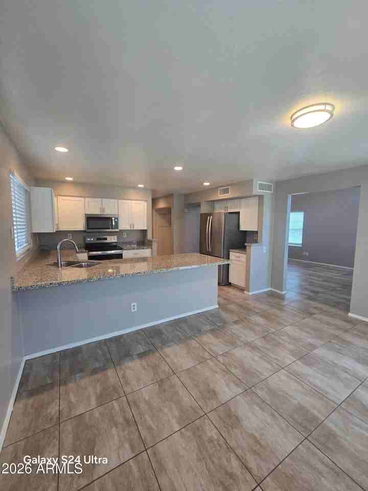 5144 W Boston Way - Photo 7 of 18