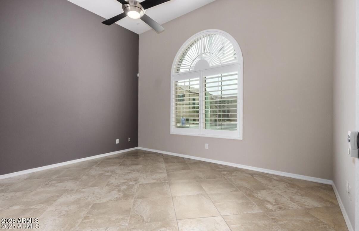 3660 E Zachary Dr - Photo 4 of 19