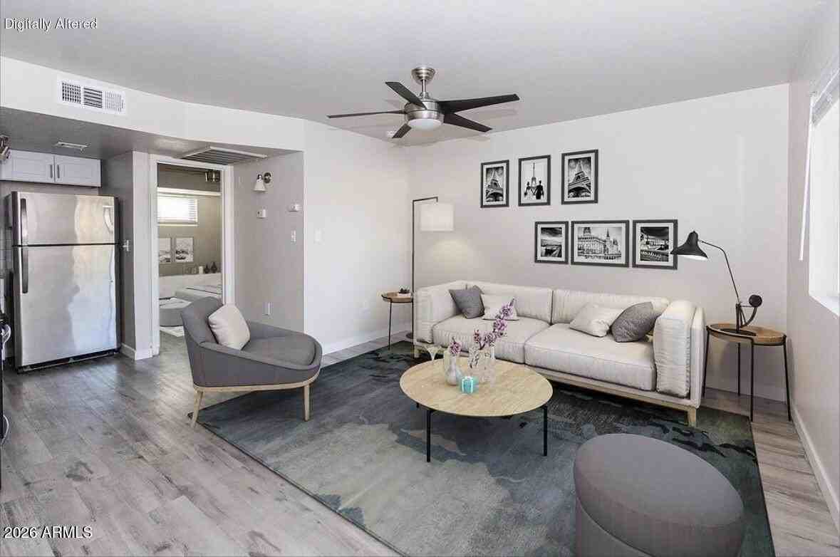 2929 N 38th St #19 - Photo 3 of 7