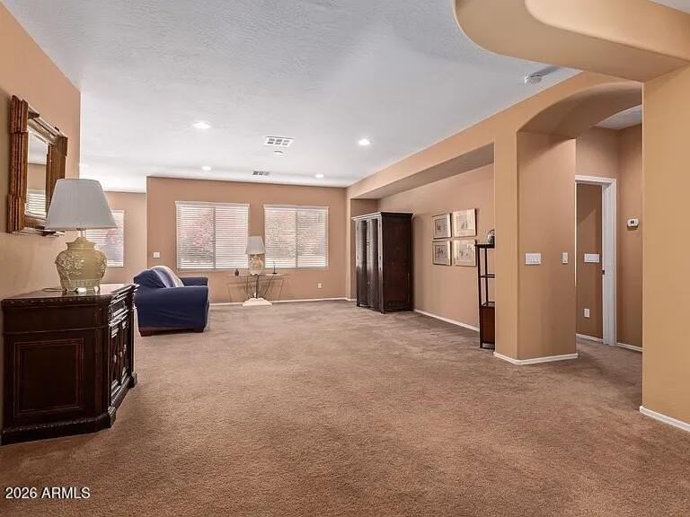 2310 W Spur Dr - Photo 3 of 20