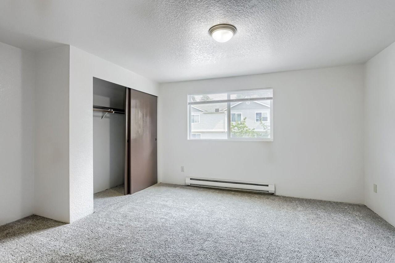 6911 Rainier Dr #3 - Photo 6 of 12