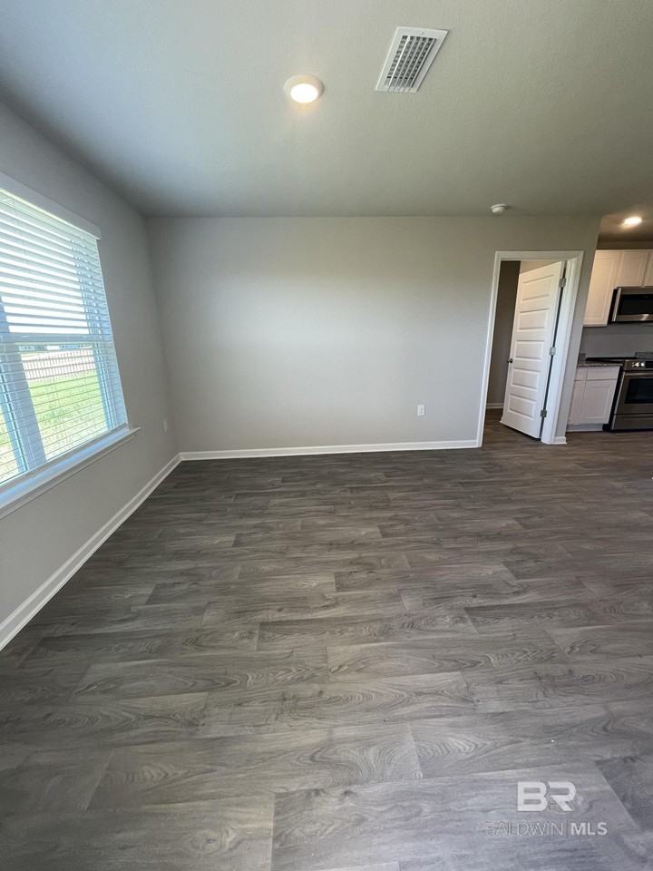 Shadowridge Dr - Photo 7 of 21
