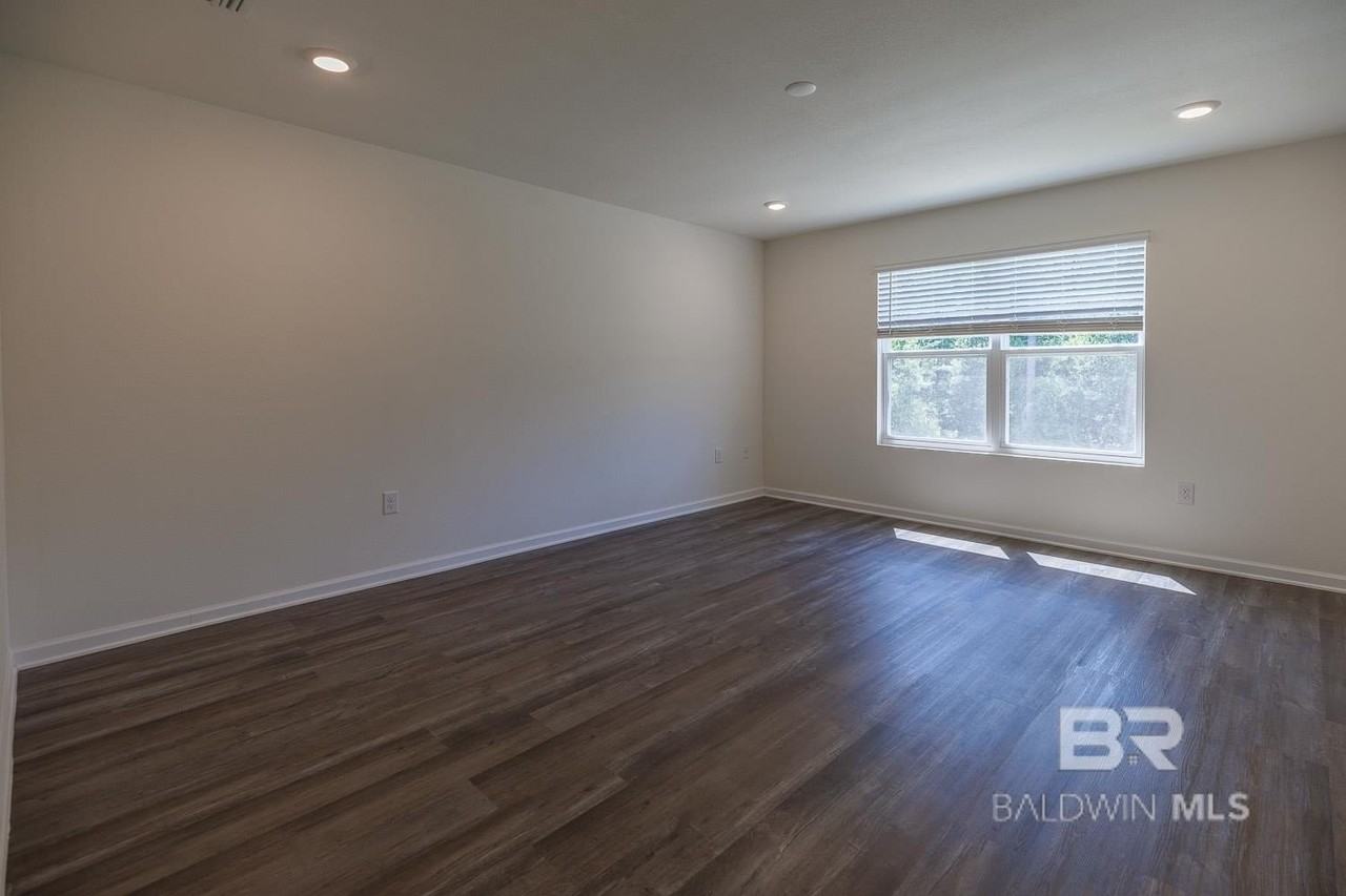 13522 Monticello Blvd - Photo 3 of 37
