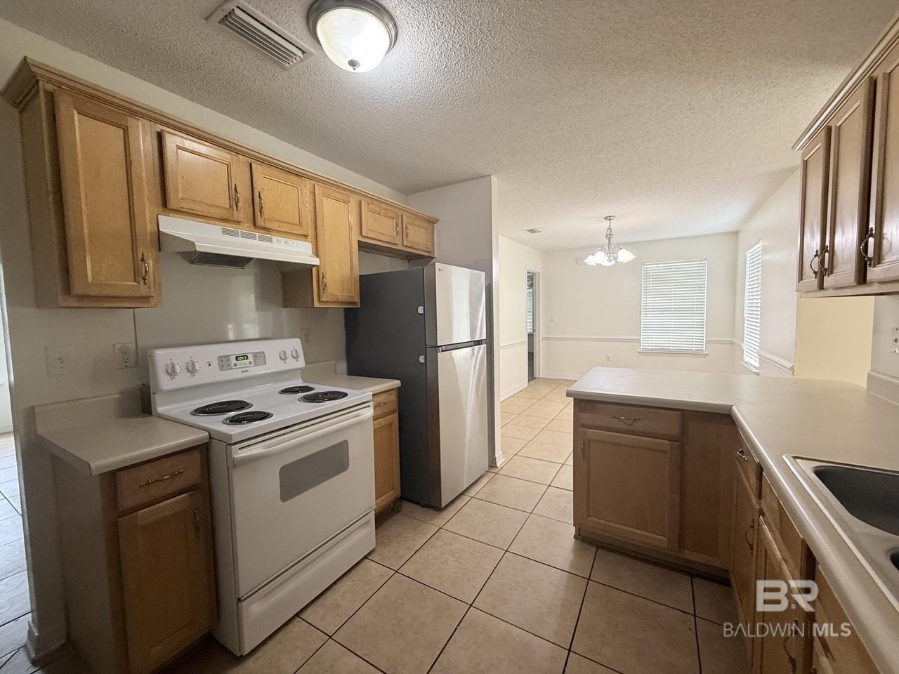 431 Hamilton Blvd - Photo 4 of 13