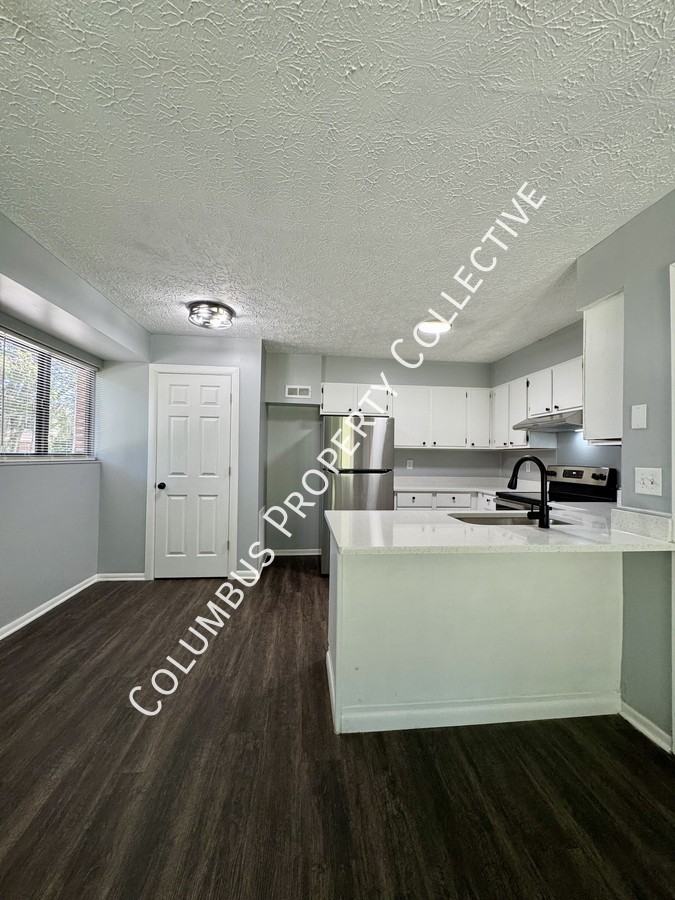 2038 Noe Bixby Rd - Photo 4 of 8