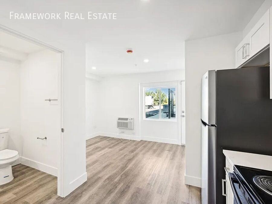 11800 E Colfax Ave #218 - Photo 5 of 50