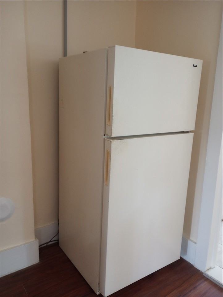 120 W 6th St #201 - Photo 4 of 16