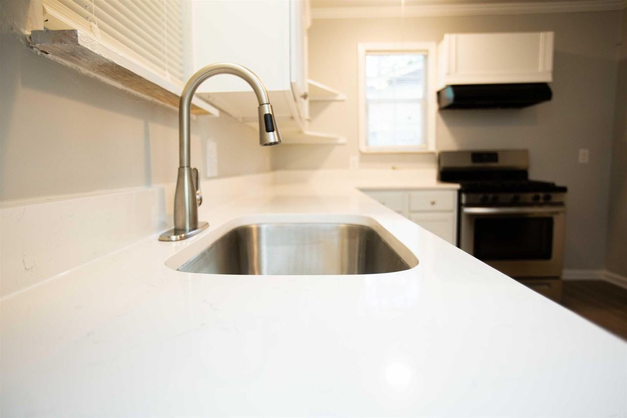 3804 Pine Cone Dr - Photo 6 of 24